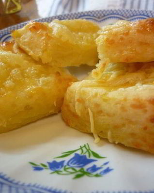 Картофельные слойки