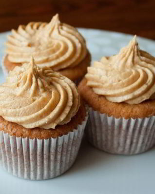 Арахисовые капкейки с арахисовым кремом