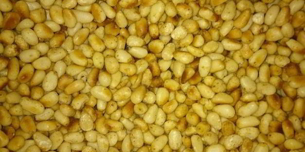 банановый кекс с кедровыми орешками и цедрой лимона