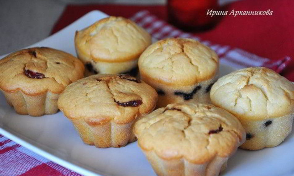 Рецепт йогуртовые кексы с вишней и шоколадом