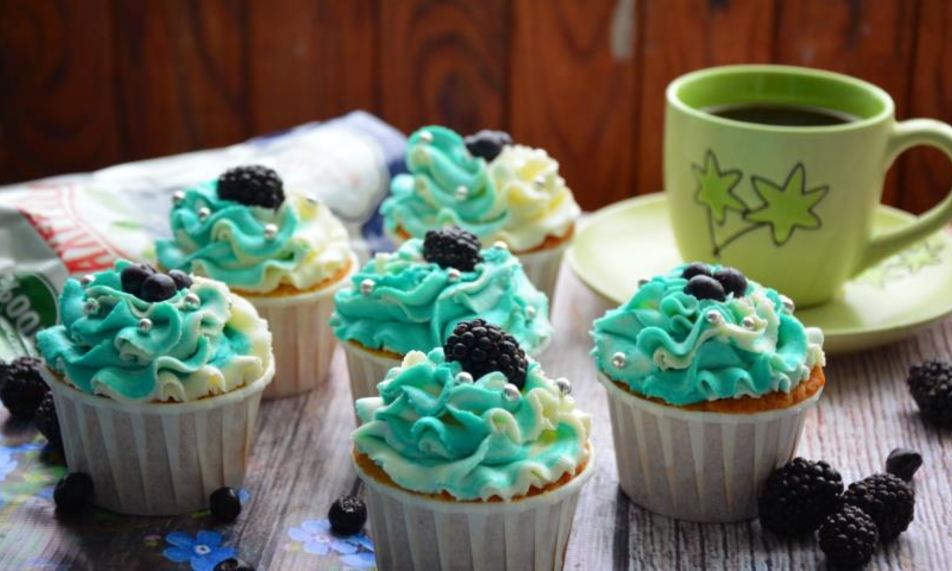 Рецепт капкейки с черничным джемом