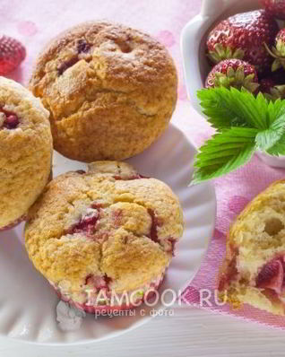 Капкейки с клубникой