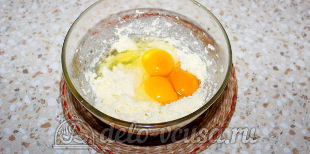 кекс с черной смородиной