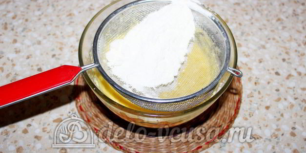 кекс с черной смородиной