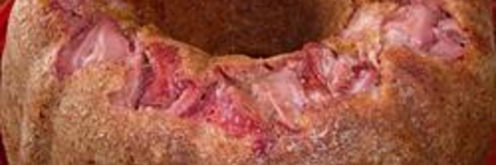 Кекс с клубникой