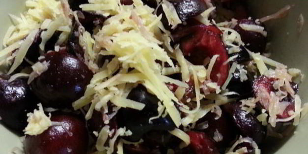 кекс с сыром и черешней