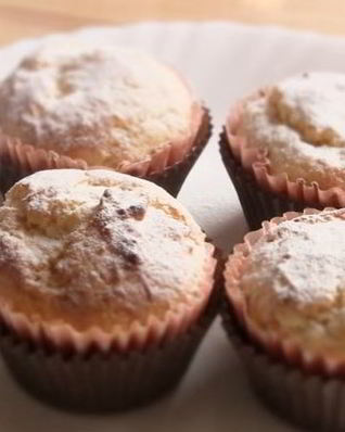 Кексики на сметане с конфетами