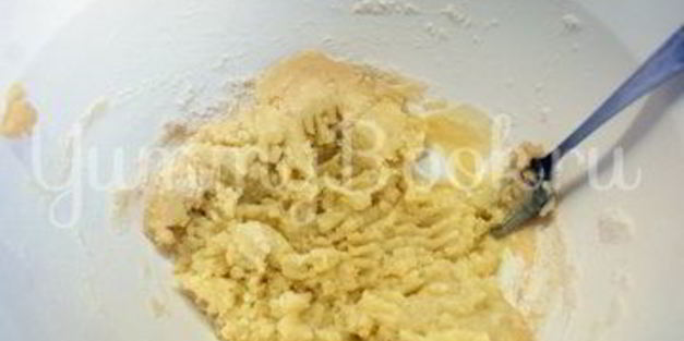 кексы с шоколадом и смородиной