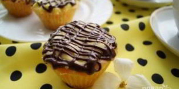 морковные кексы с шоколадной глазурью