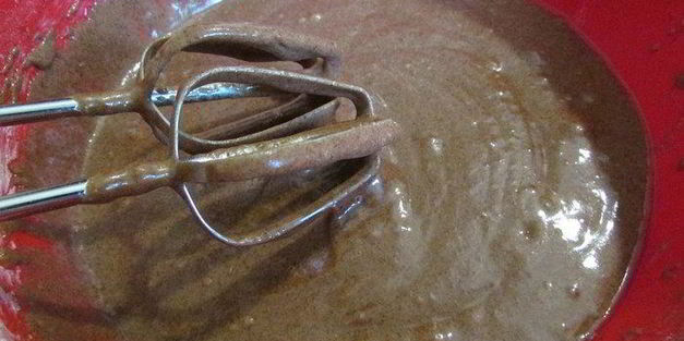 острый шоколадный кекс