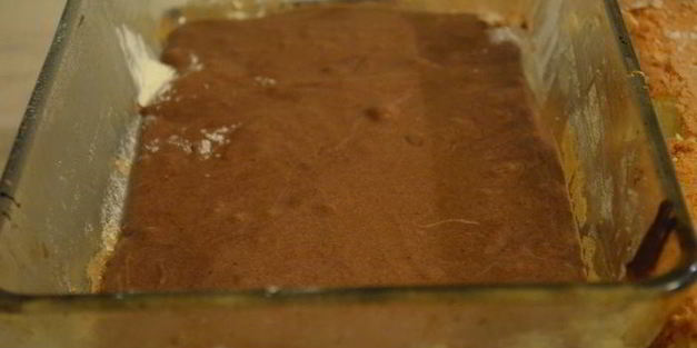 шахматный бисквитный кекс