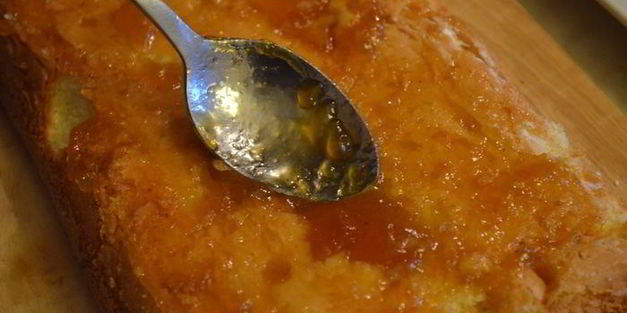 шахматный бисквитный кекс