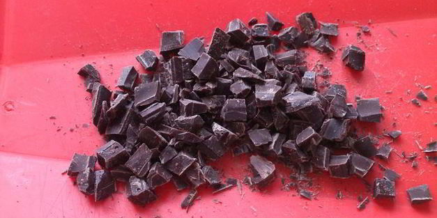 шоколадно-творожный штоллен с марципаном