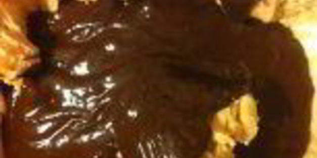 шоколадный кекс с черной смородиной