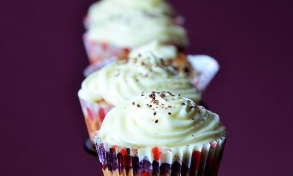 Рецепт сметанные кексы с черникой