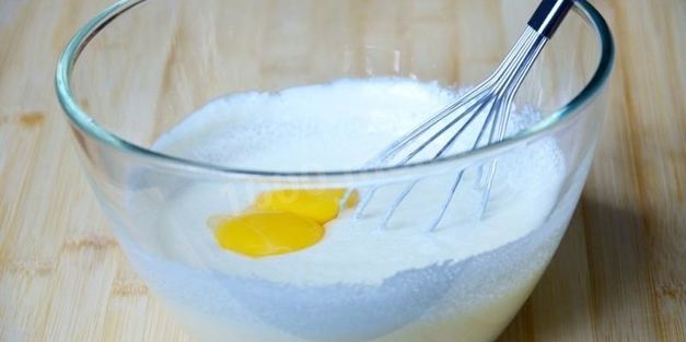 сметанные кексы с черникой