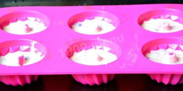 сметанные кексы с черникой