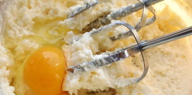 творожный кекс полосатый