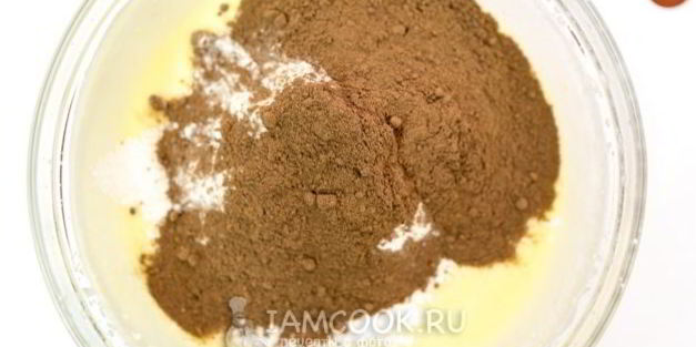 творожный кекс с черемуховой мукой