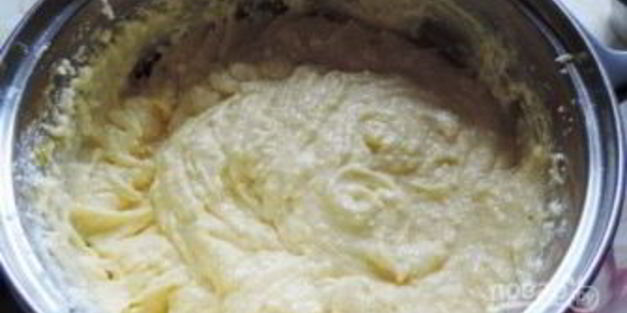 творожный кекс с изюмом в духовке