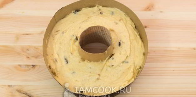 творожный кекс с орехами и изюмом