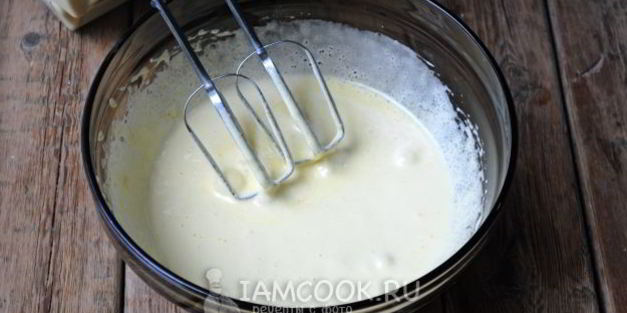 творожные кексы с клубникой