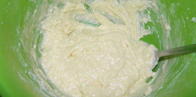 творожные кексы с шоколадом и бананом