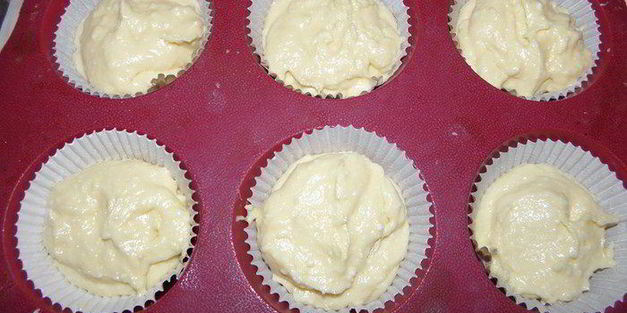 творожные кексы с шоколадом и бананом