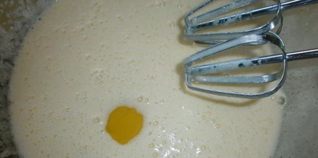 яблочный кекс с орехами и шоколадом