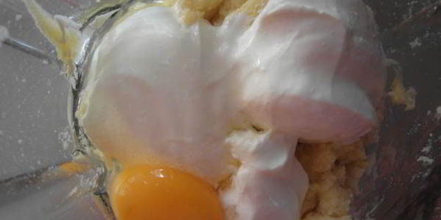 яблочные кексы с хрустящим ореховым топпингом