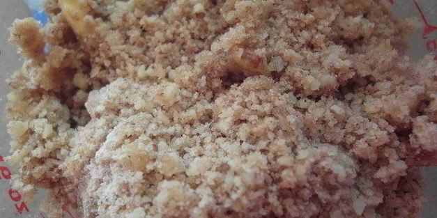 яблочные кексы с хрустящим ореховым топпингом