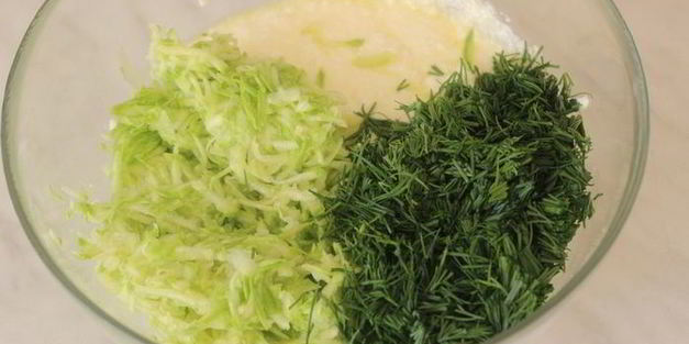 закусочный творожный кекс с кабачком и укропом
