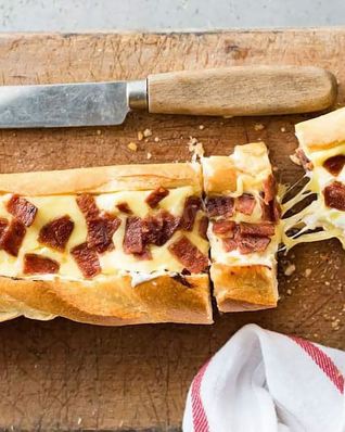 Багет с начинкой