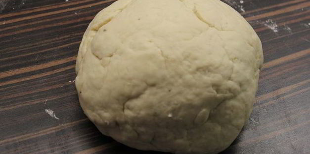 батон с оливками и грецкими орехами