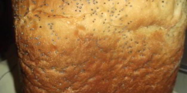 белый хлеб на ряженке