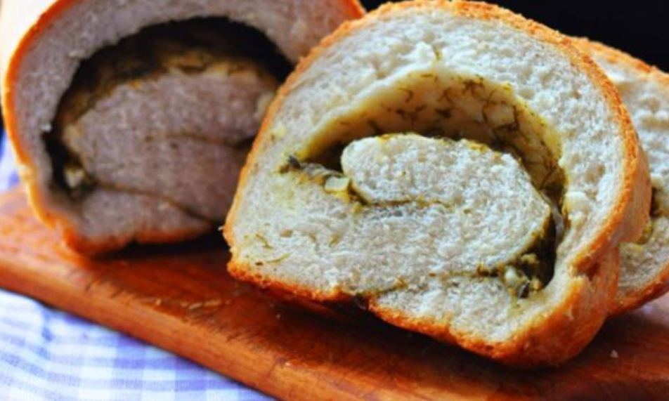 Рецепт чесночный хлеб-рулет