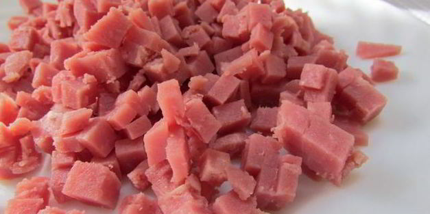 французский хлеб с ветчиной