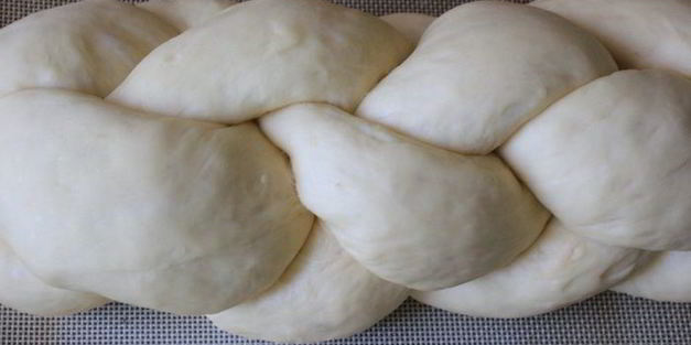 хала из двух жгутов