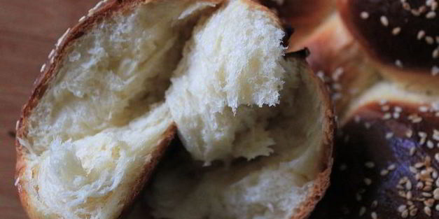 хала из двух жгутов