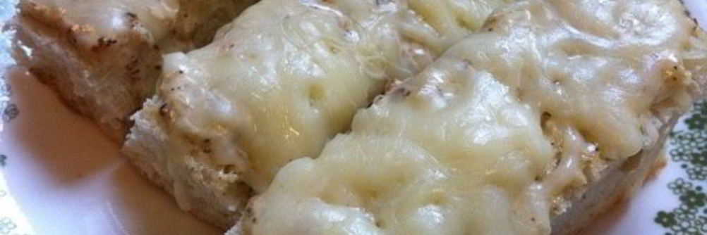 Хлеб с чесноком и сыром