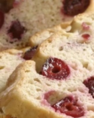 Хлеб с вишней