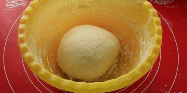 хлеб с вялеными помидорами