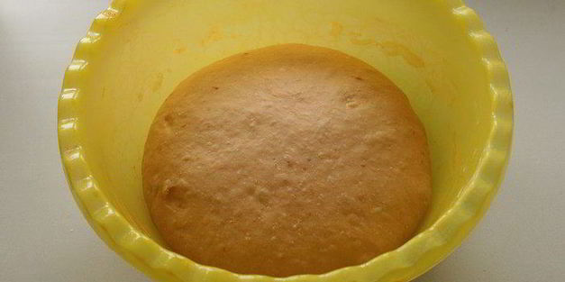 хлеб с вялеными помидорами