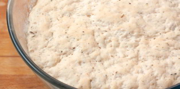 хлеб с запеченным перцем и травами