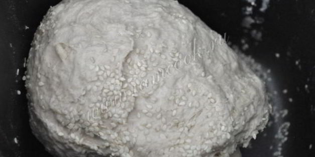 клюквенный хлеб с кунжутом