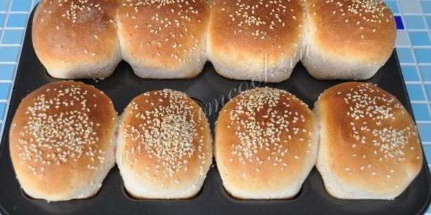 клюквенный хлеб с кунжутом