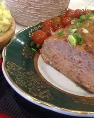 Мясной хлеб с беконом