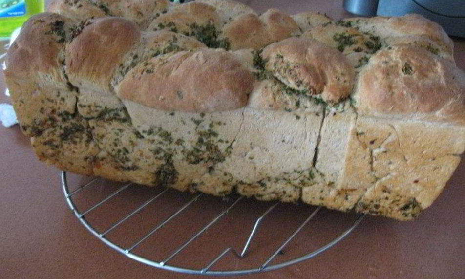Рецепт обезьяний хлеб с травами и чесноком