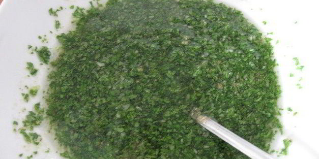 обезьяний хлеб с травами и чесноком