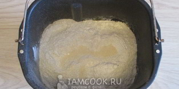 пшенично-ржаной хлеб с кофе